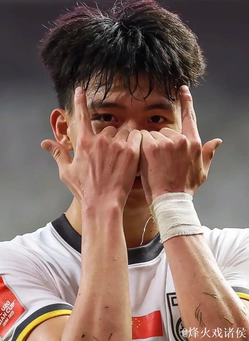 王钰栋错失绝杀、李昊接连神扑，中国U23队主帅“大脚尼奥”值得信赖！