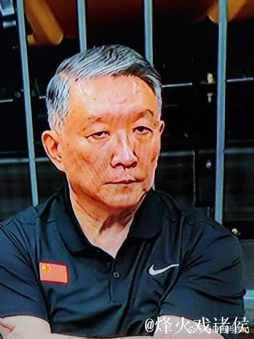 宫鲁鸣：对标一流强队 坚持“三全”方针